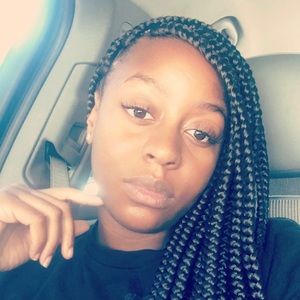 Meet your Posher, Jasmine